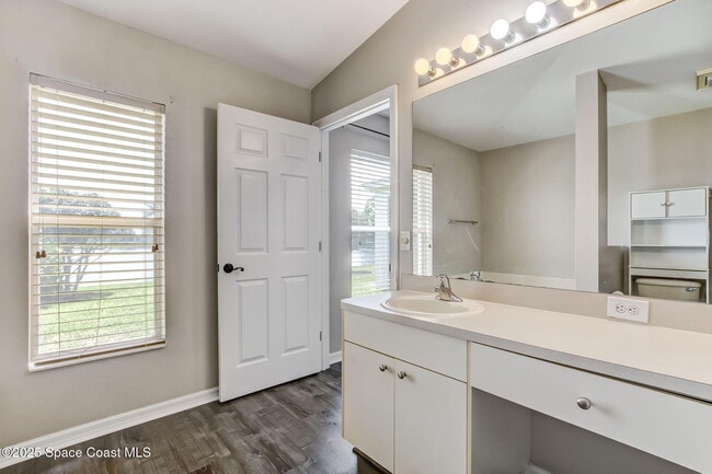Building Photo - 1273 Brumpton Pl