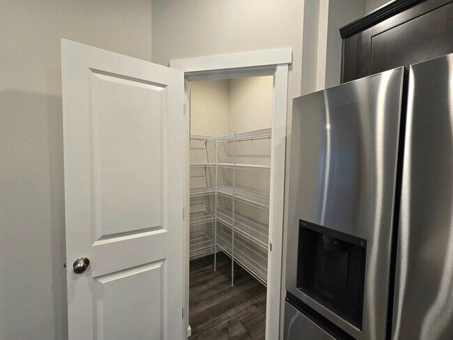 Building Photo - 3 Bedroom 2.5 Bath Home in Stanwood - Pet Friendly!