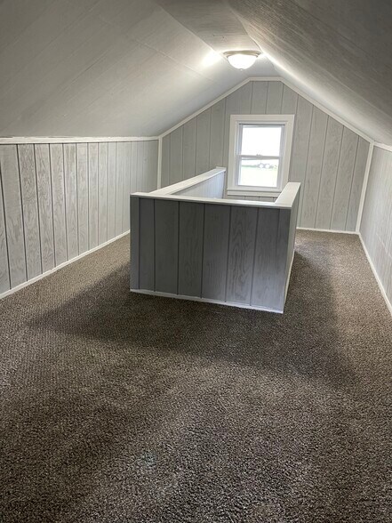 Loft - 2130 Harwine St