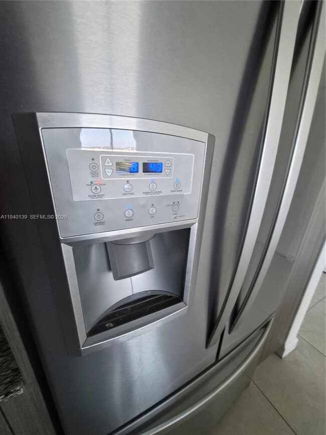 Building Photo - 5350 NW 84th Ave