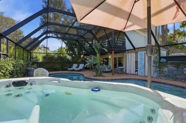 Building Photo - 13609 Heritage Way