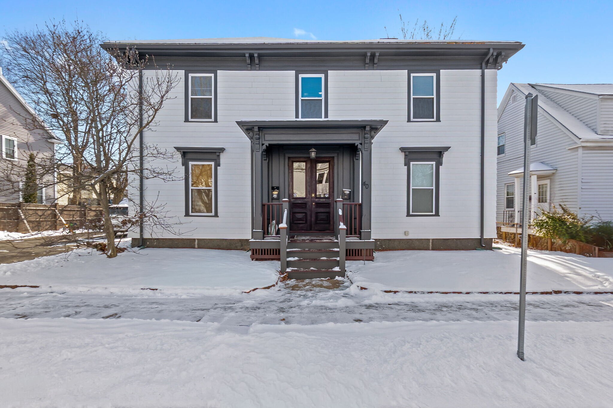 Building Photo - 40 Avon St