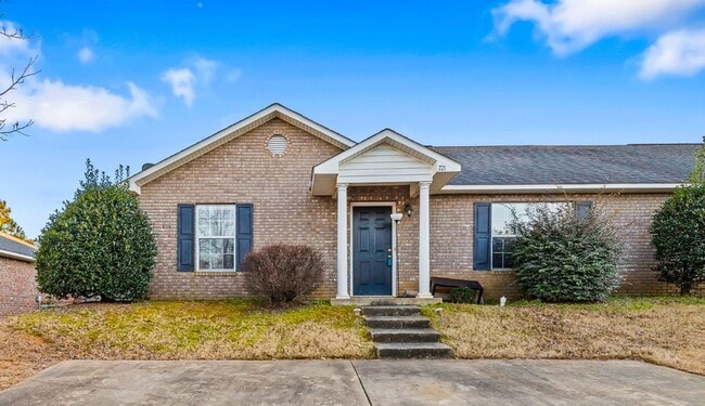 Building Photo - 3bed/3bath Longleaf Duplex for August!