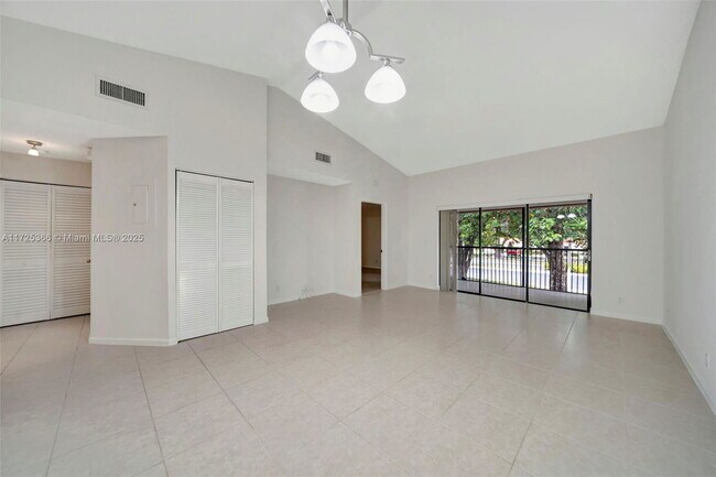 Building Photo - 204 Congressional Way