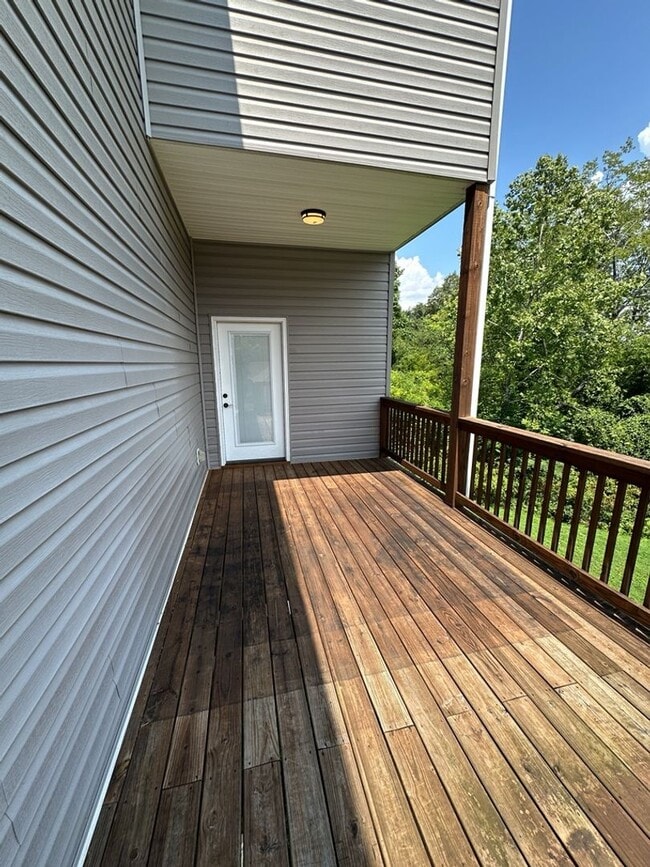 Building Photo - 6228 Pine Marr Dr