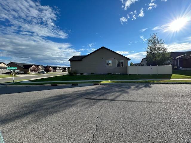 Building Photo - 3052 Golden Acres Dr
