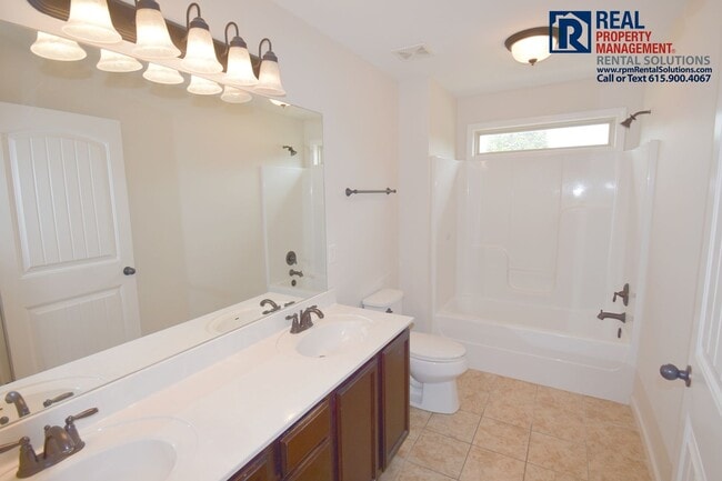 Building Photo - Lovely 3 bd home with bonus room, attached garage and covered patio! Neighborhood pool! Triple Bl...