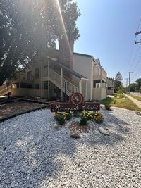 Building Photo - $925- 2 bedroom 1 bath - Apartment located in Riverside