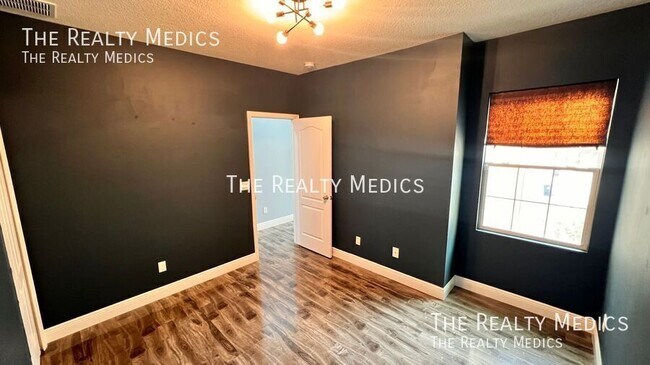 Building Photo - 1278 Glenleigh Dr