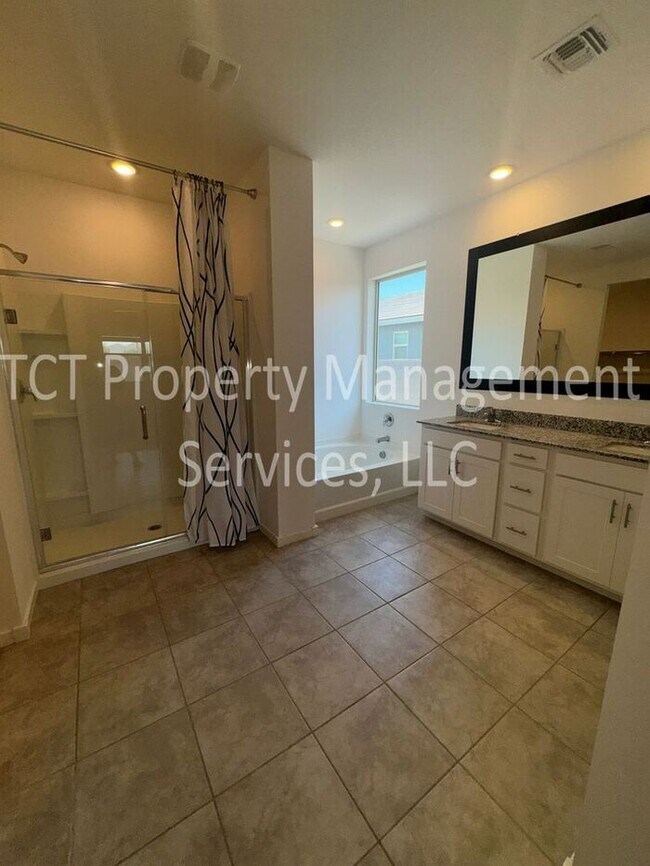 Building Photo - Beautifully Updated San Tan Groves Home