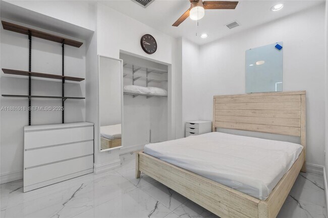 Building Photo - 1850 NW 92nd St