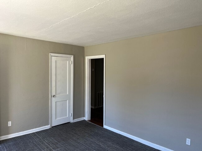 Building Photo - **UPCOMING**Total Electric 2 Bedroom / 1 B...