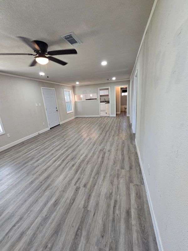 Building Photo - 120 Antionette Ln