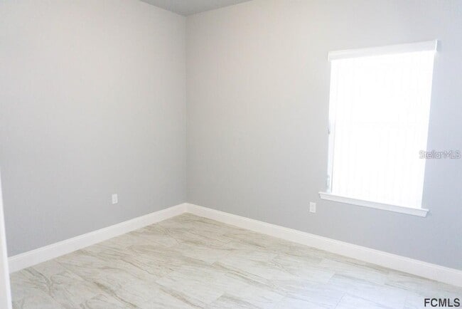 Building Photo - 59 Fanshawe Ln