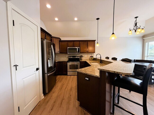 Building Photo - 8123 Autumn Dr