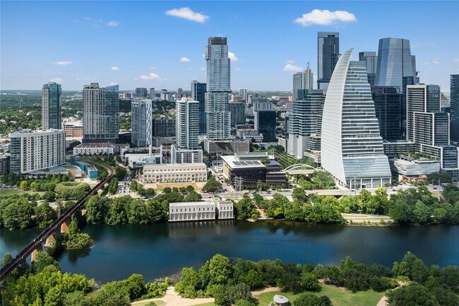 Building Photo - 301 West Ave