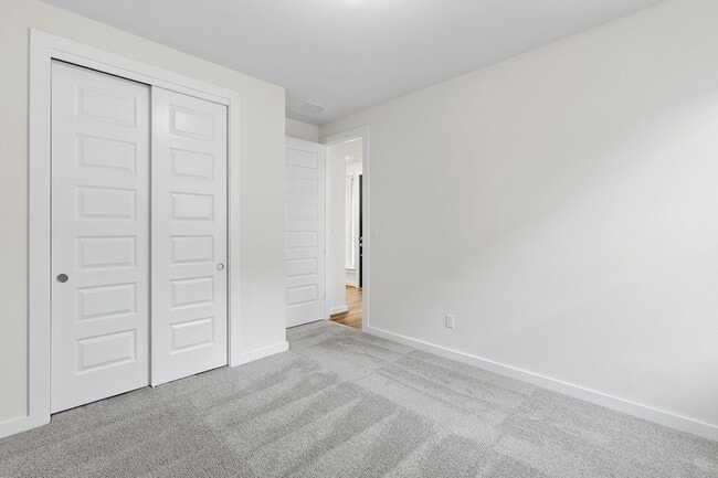 Building Photo - 150 Samuel Blair Pass