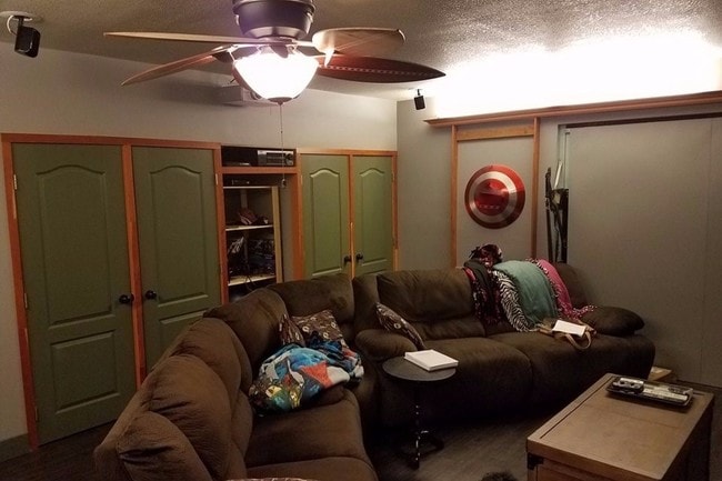 Lots of storage - 27711 Jade Ct