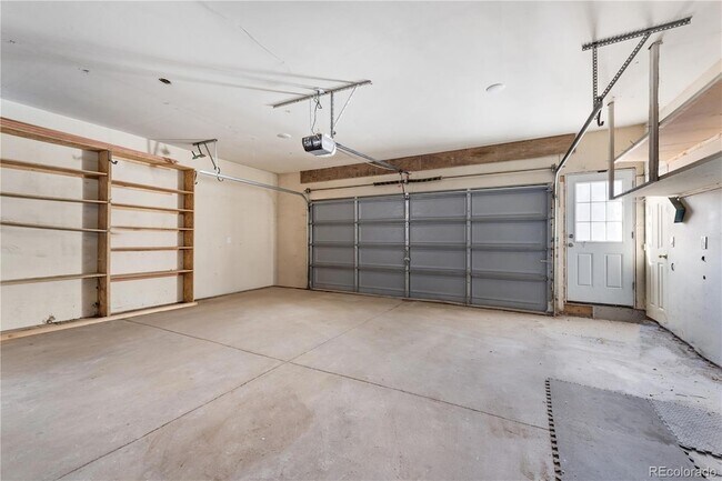 Building Photo - 3741 S Fox St