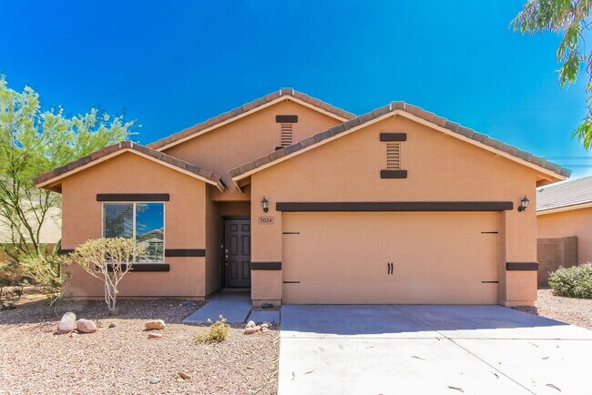 Primary Photo - 7024 S 78th Dr