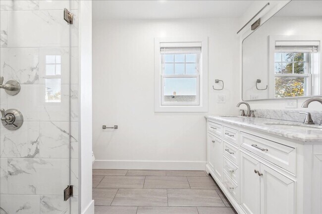 Building Photo - See YT Tour!  State-of-The-Art, Lux Home w...