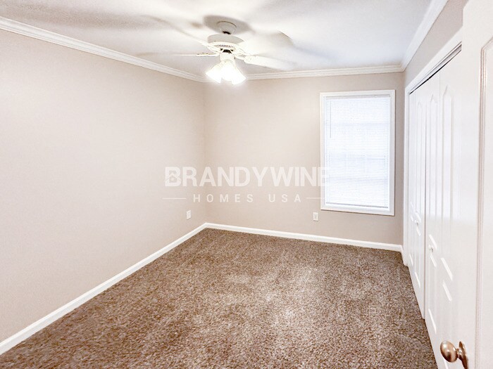 Building Photo - 6979 Pine Shadow Way