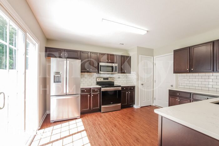 Building Photo - 4825 Manchineel Ln