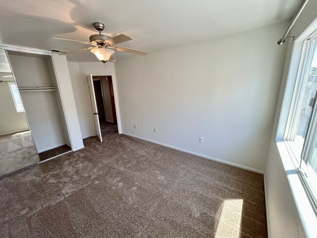 Building Photo - Spacious 3-Bedroom, 2.5-Bath Condo for Ren...