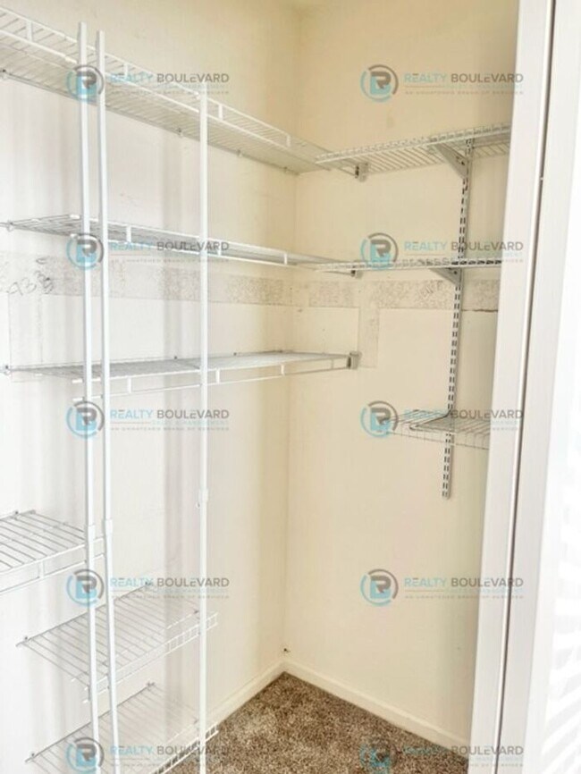 Building Photo - Charming 3-Bedroom Home in Sky Vista Villa...