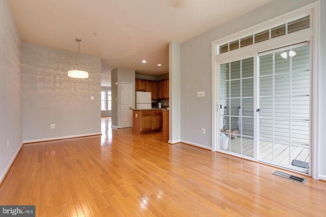Building Photo - 11013 Apple Orchard Ct