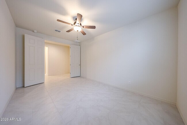 Building Photo - 7078 W Plum Rd