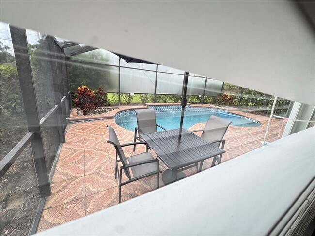 Building Photo - 1306 Casterton Cir