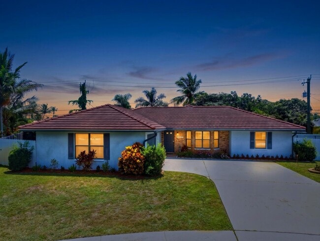 Building Photo - 1127 Sea Pines Way