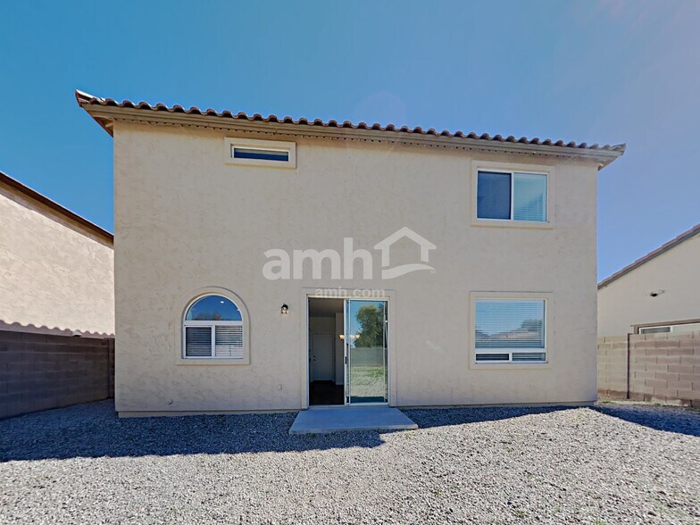 Building Photo - 7008 S 38th Ln