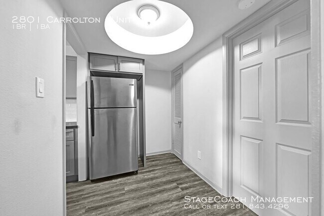 Building Photo - 2801 Carrolton-Unit 4