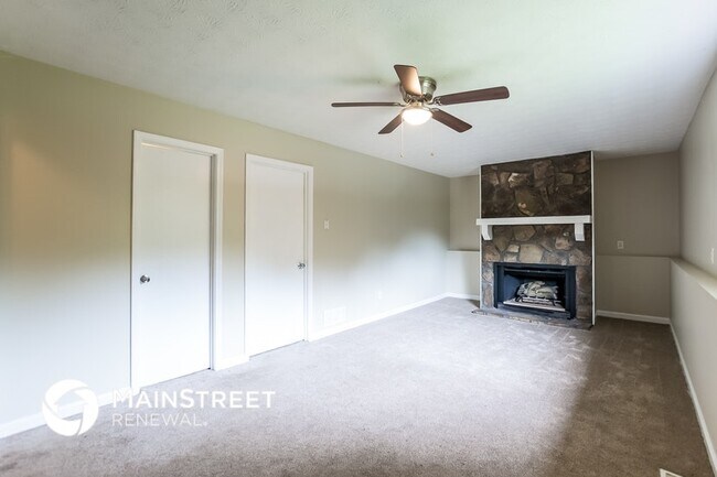 Building Photo - 2680 Robin Way Ct SW