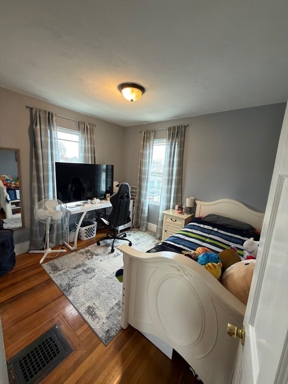 Building Photo - 118 Sumner St