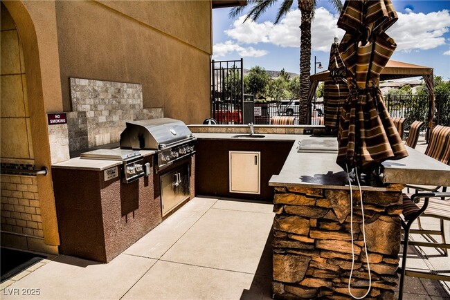 Building Photo - 2768 Liberation Dr