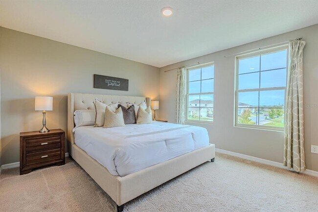 Building Photo - 1551 Dawnview Wy