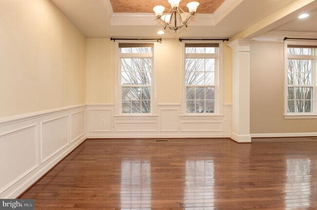 Building Photo - 24951 Avonlea Dr