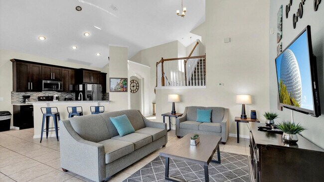 Building Photo - 8176 Fan Palm Way