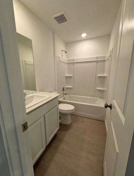 Building Photo - 21483 Carosella Dr