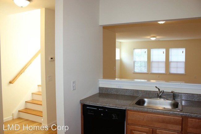 Building Photo - 26 W Academy St