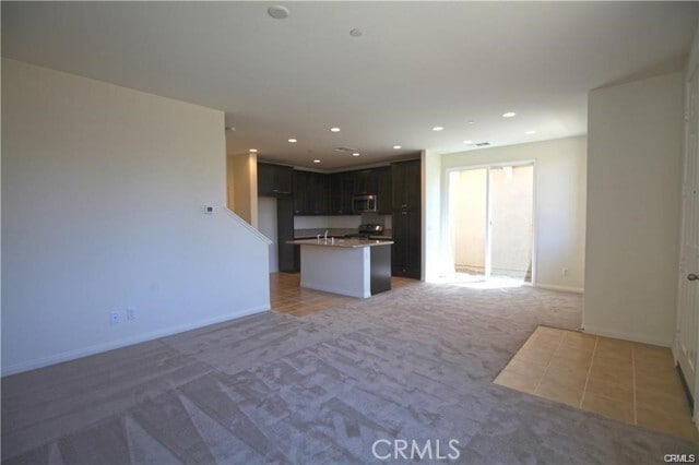 Building Photo - 710 Banyan Wy