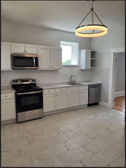 Main Work Area - 5222 Morganford Rd