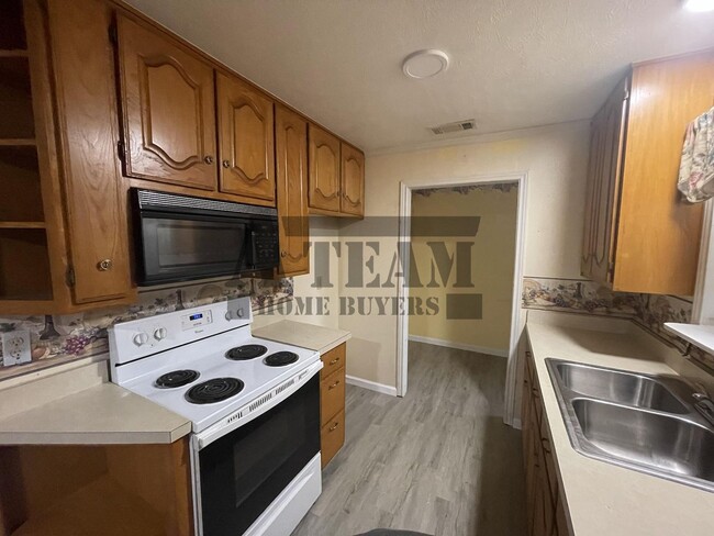 Building Photo - Cute 3 Bed 2 Bath for rent!