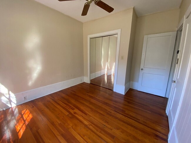 Building Photo - 3 Bedrooms, 1 Bathroom - West Rome House
