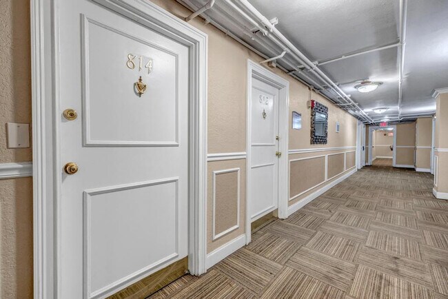 Building Photo - 311 W Ashley St
