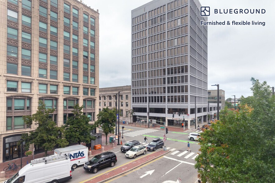 Building Photo - 632 Massachusetts Ave