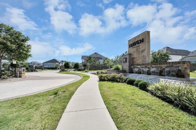 Building Photo - 6707 Regatta Park Ln